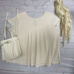 NWT Plus Size Cream Top